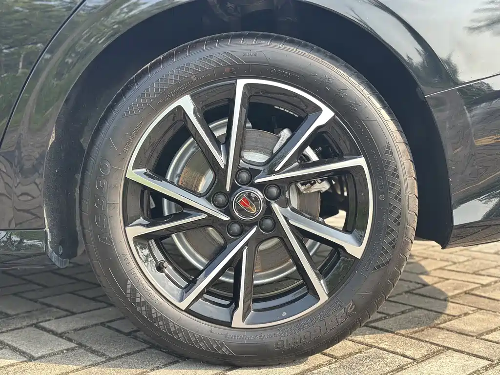 Hongqi Hongqi H6 — миниатюра 11