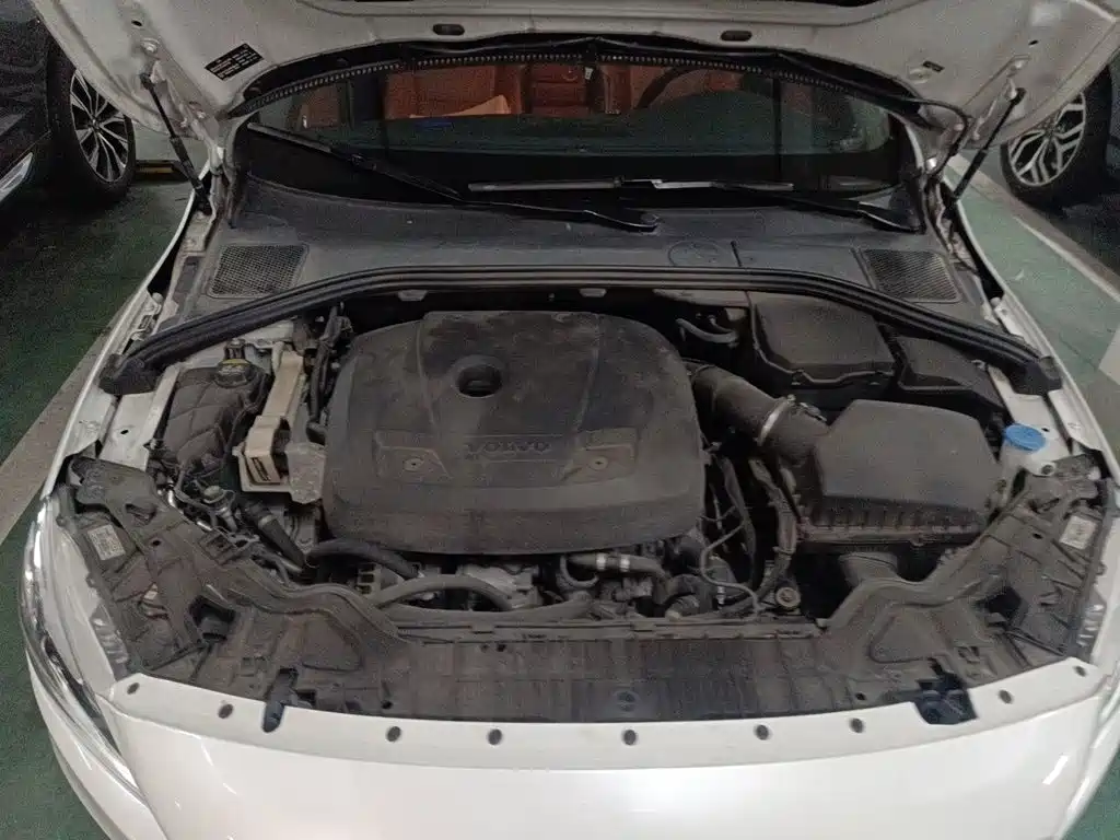 Volvo S60 — миниатюра 11
