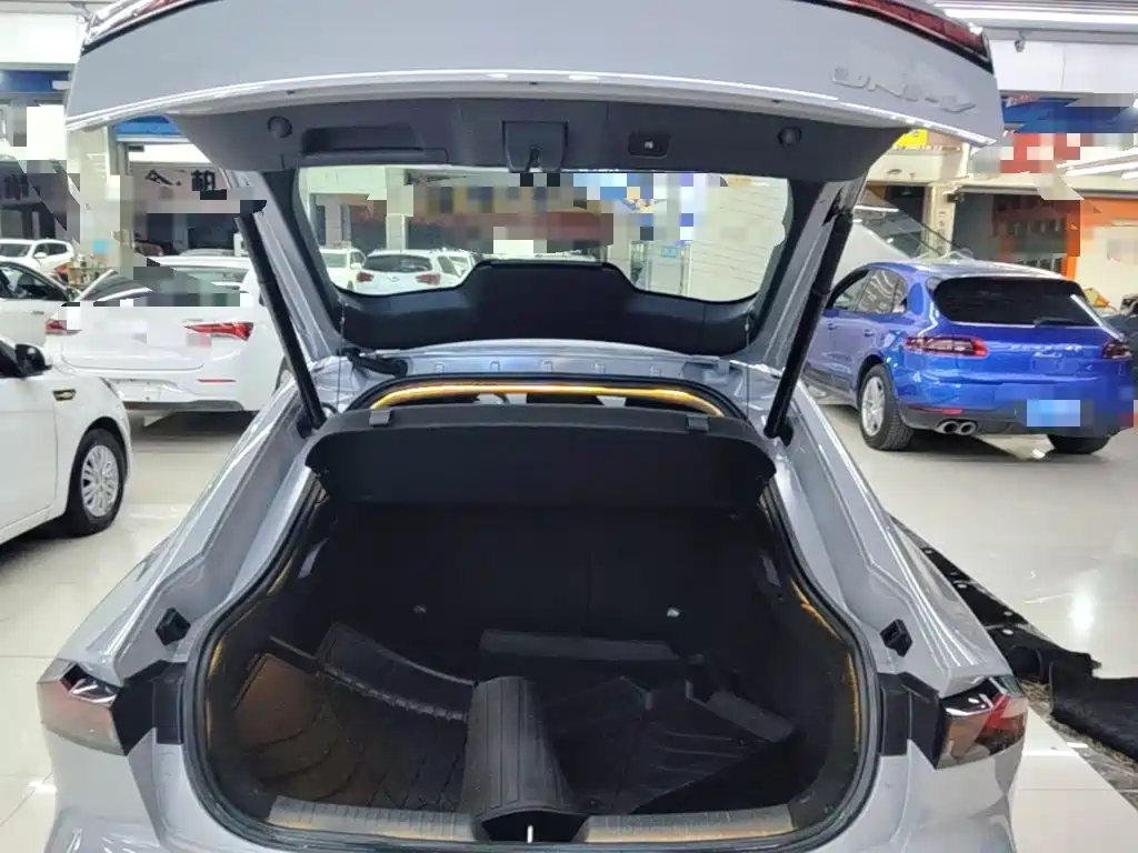 Changan UNI-V — миниатюра 19