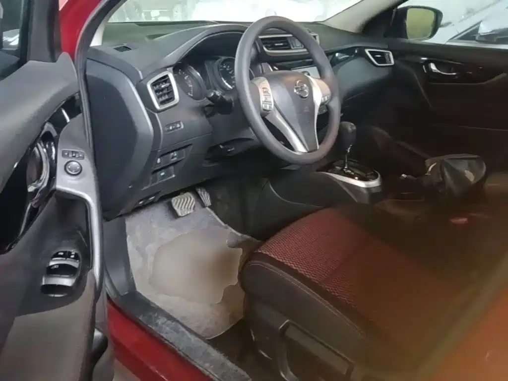 Nissan Qashqai — миниатюра 16