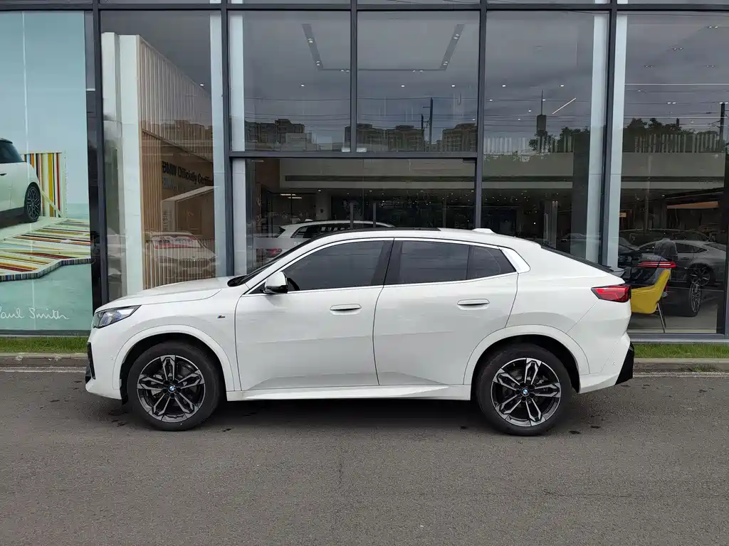 BMW X2 2025 sDrive25i M Sport