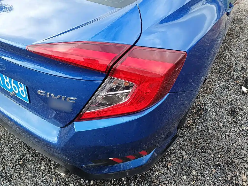 Honda Civic — миниатюра 8