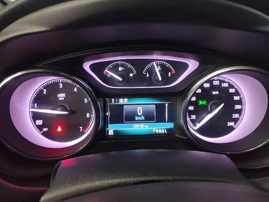 Buick Envision Plus — миниатюра 14