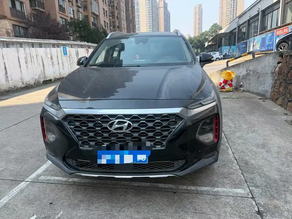 Hyundai Santa Fe — миниатюра 2