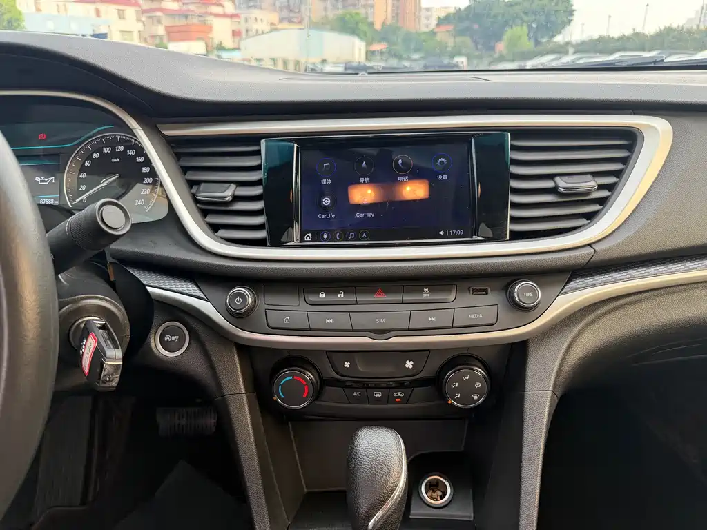 Buick Excelle — миниатюра 11