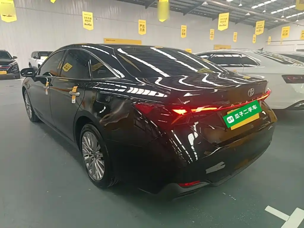 Toyota Avalon — миниатюра 5