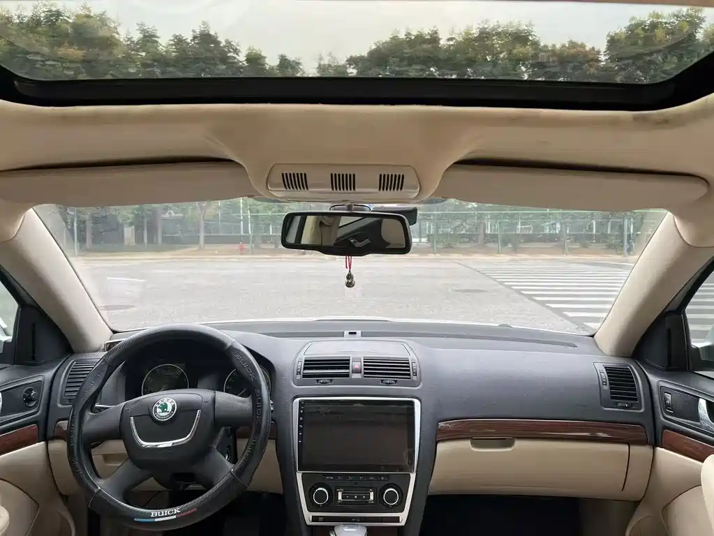 Skoda Octavia — миниатюра 17