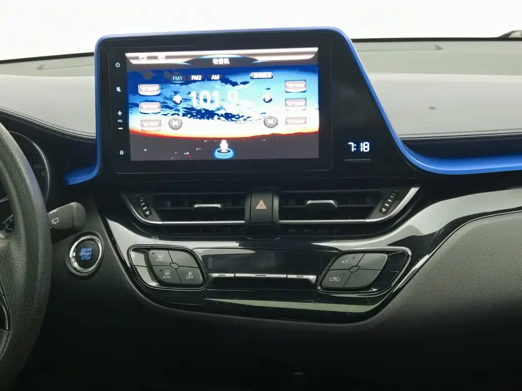 Toyota C-HR — миниатюра 12