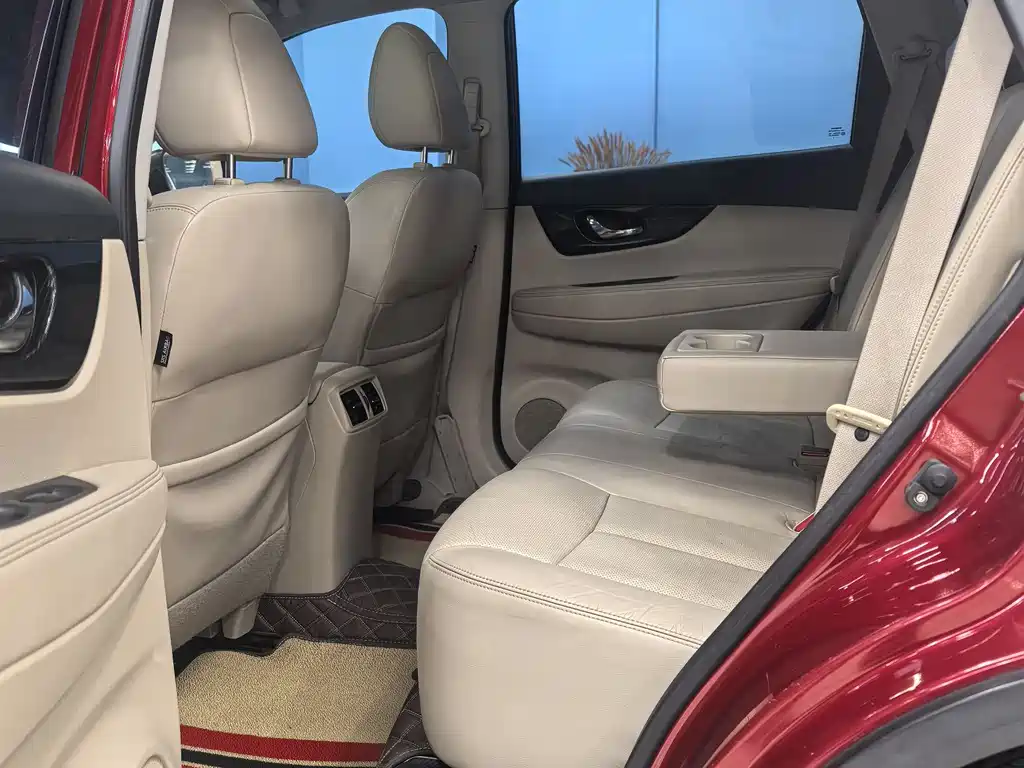 Nissan X-Trail 2017 2.5L CVT Luxury 4WD