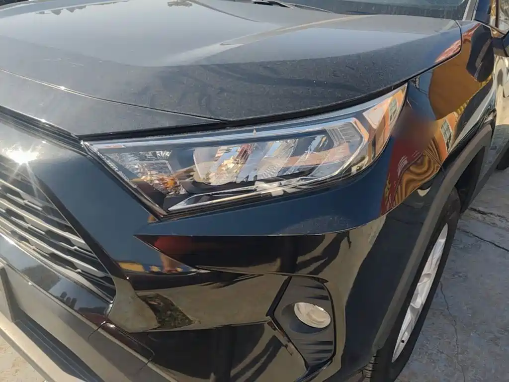 Toyota RAV4 — миниатюра 18