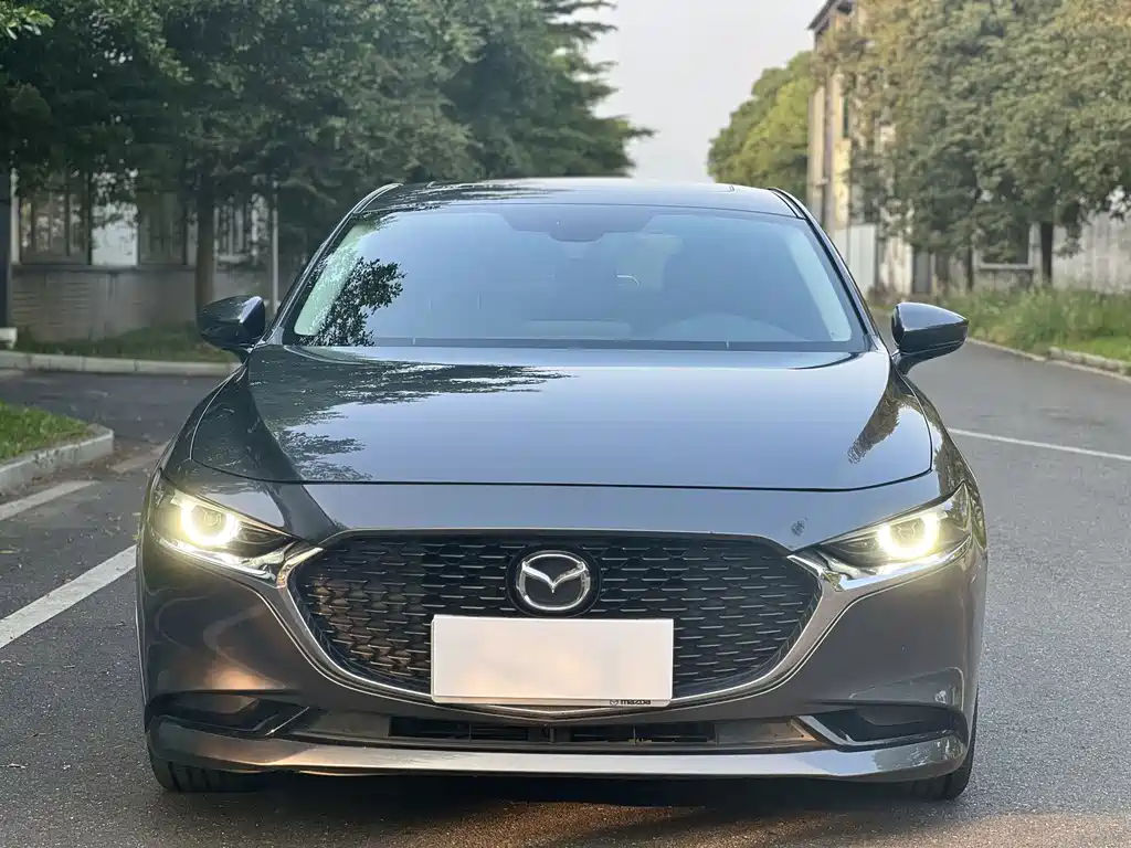 Mazda 3 Axela — миниатюра 3