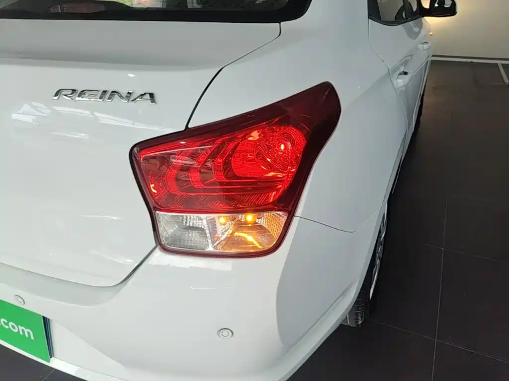 Hyundai Verna — миниатюра 8