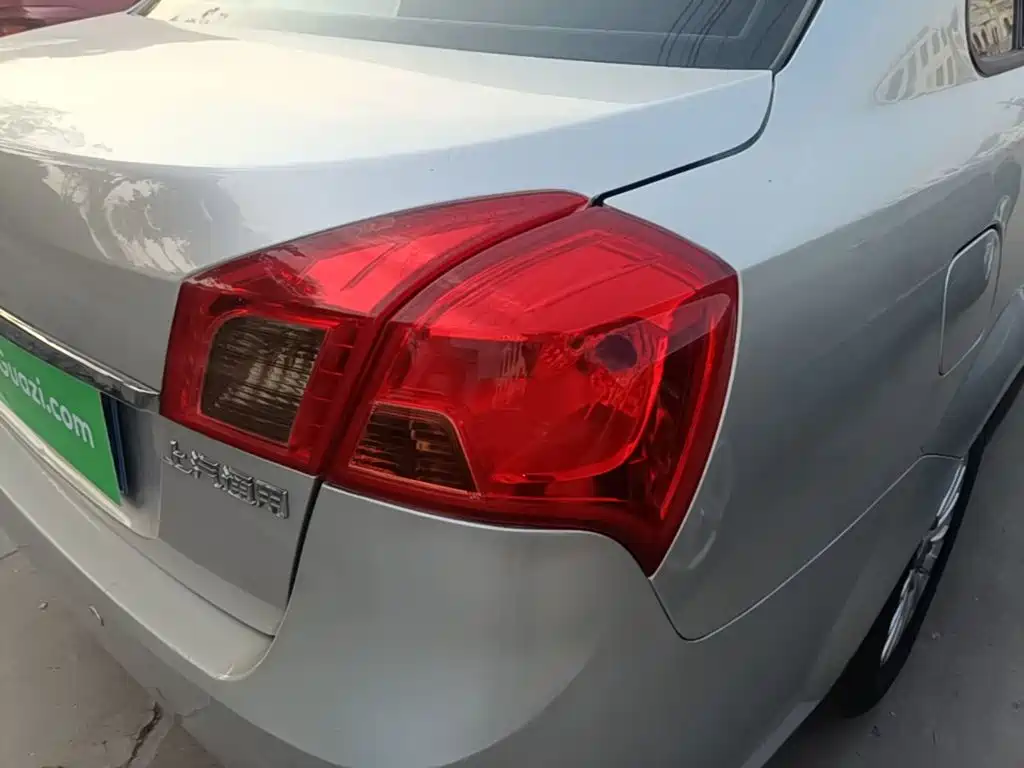 Buick Excelle — миниатюра 8