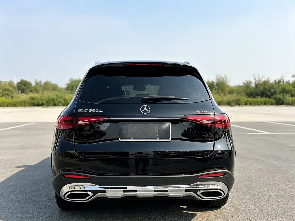 Mercedes-Benz GLC — миниатюра 8