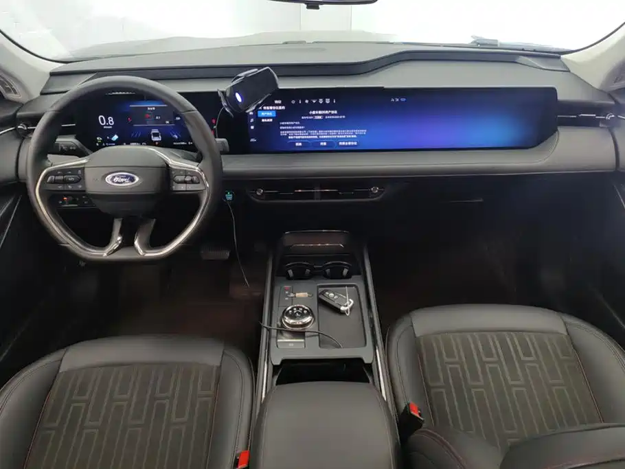 Ford Mondeo — миниатюра 12