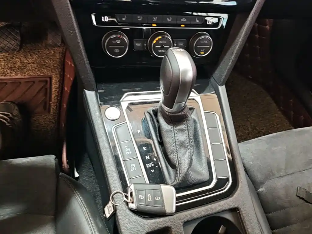 Volkswagen Magotan — миниатюра 14