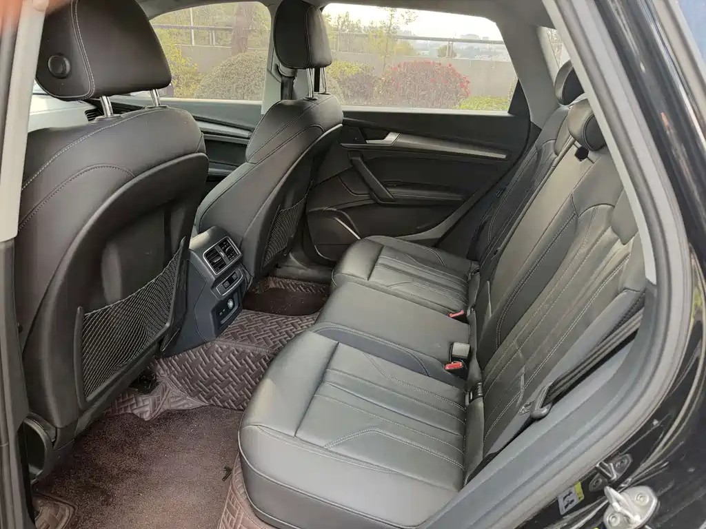 Audi Q5L — миниатюра 7
