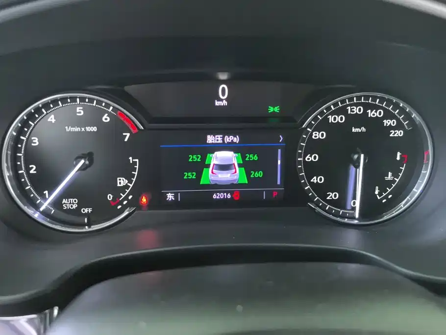 Cadillac XT4 — миниатюра 14