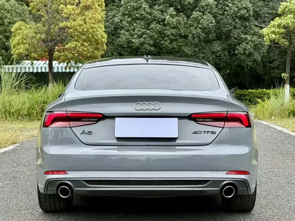 Audi A5 (Import) — миниатюра 8