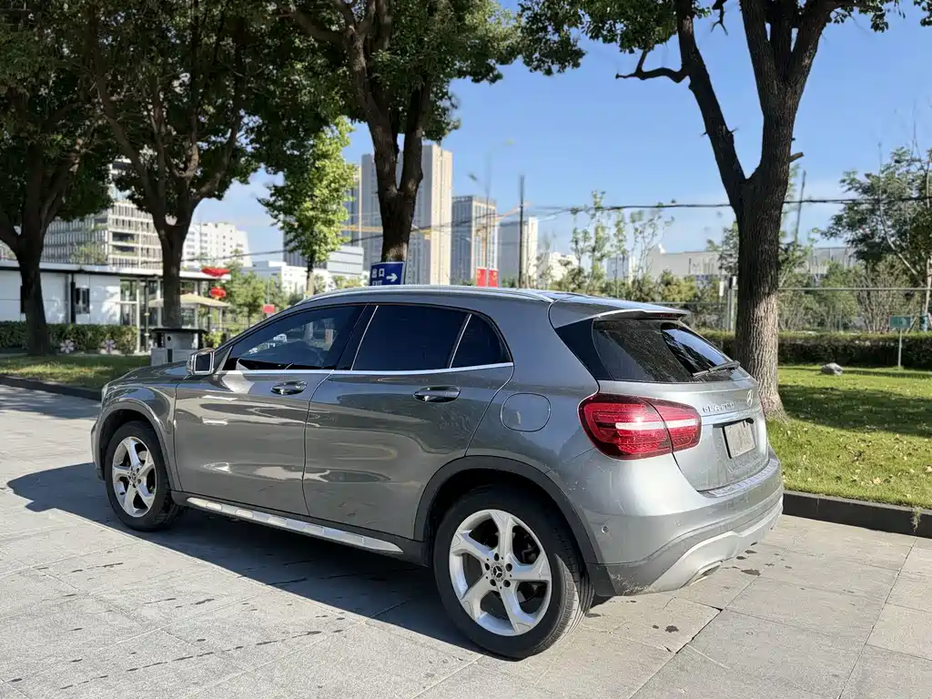 Mercedes-Benz GLA — миниатюра 4