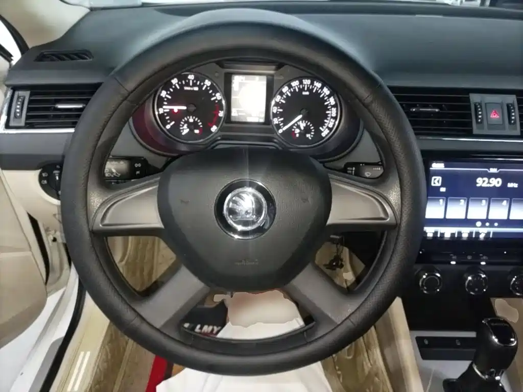 Skoda Octavia — миниатюра 11