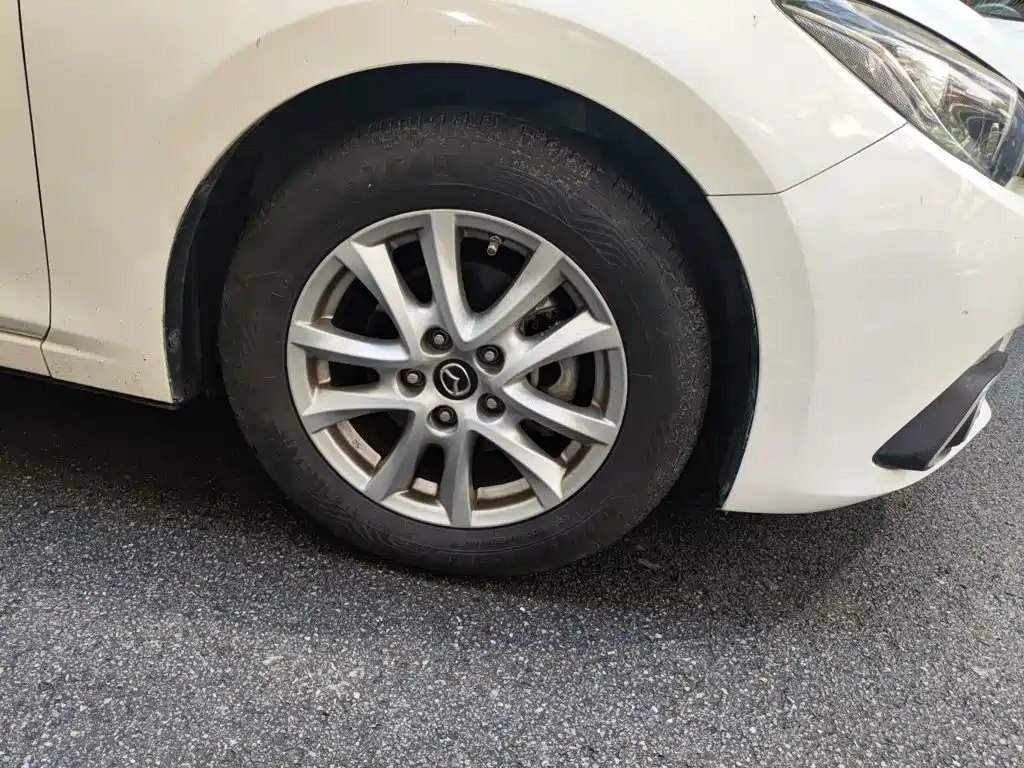 Mazda 3 Axela — миниатюра 8