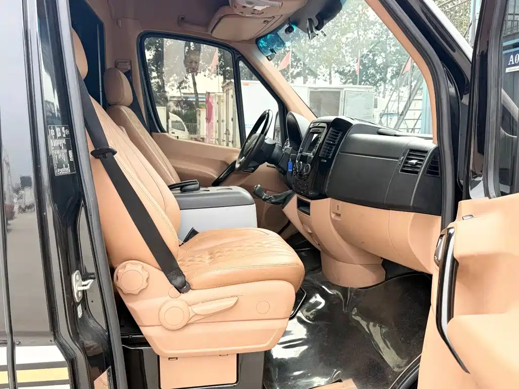 Mercedes-Benz Sprinter — миниатюра 5