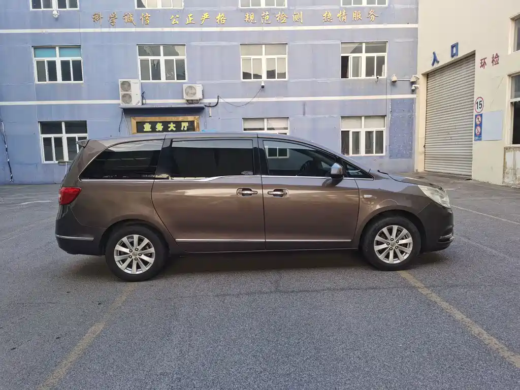 Buick GL8 — миниатюра 4
