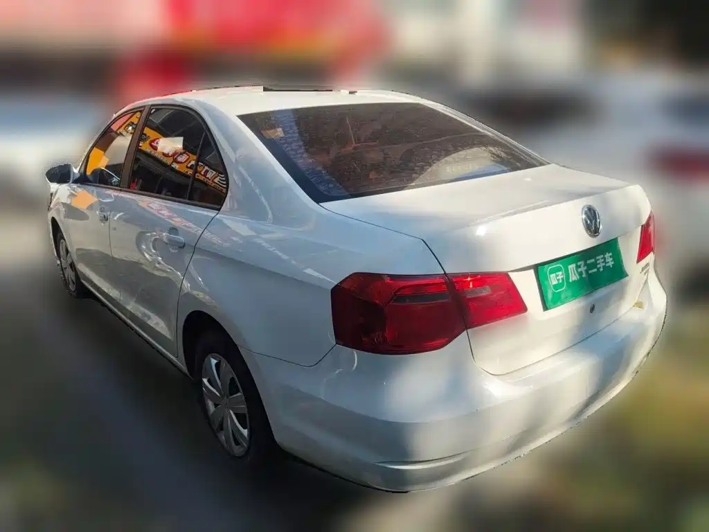 Volkswagen Jetta — миниатюра 6