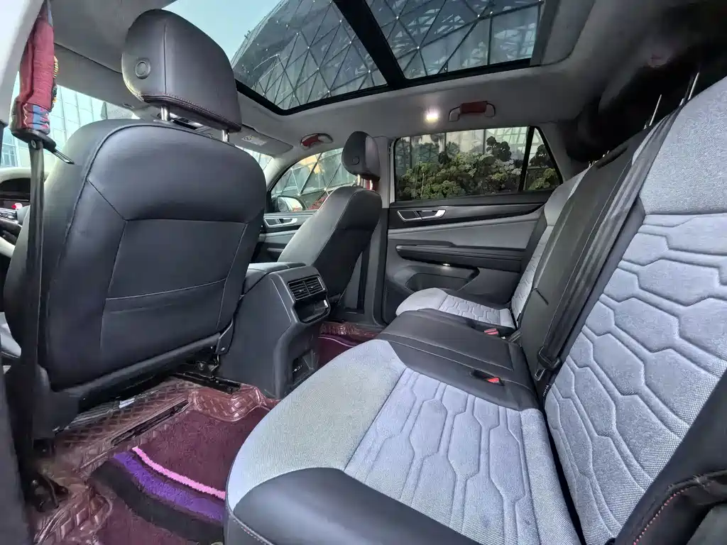 Volkswagen Teramont — миниатюра 9