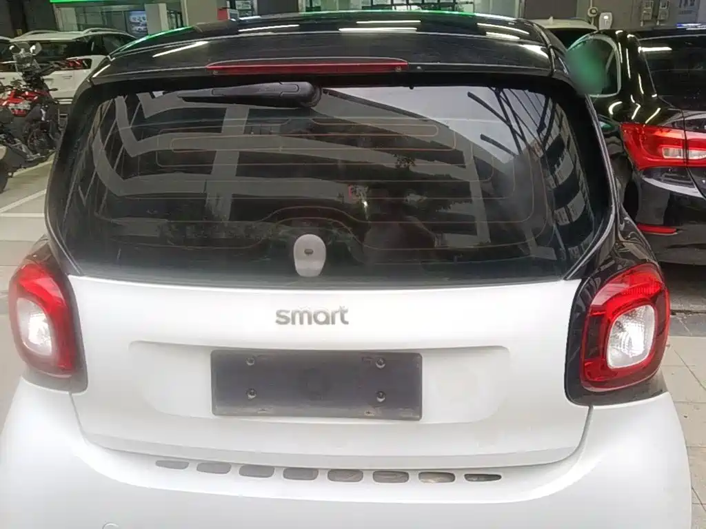 smart Smart Fortwo — миниатюра 6