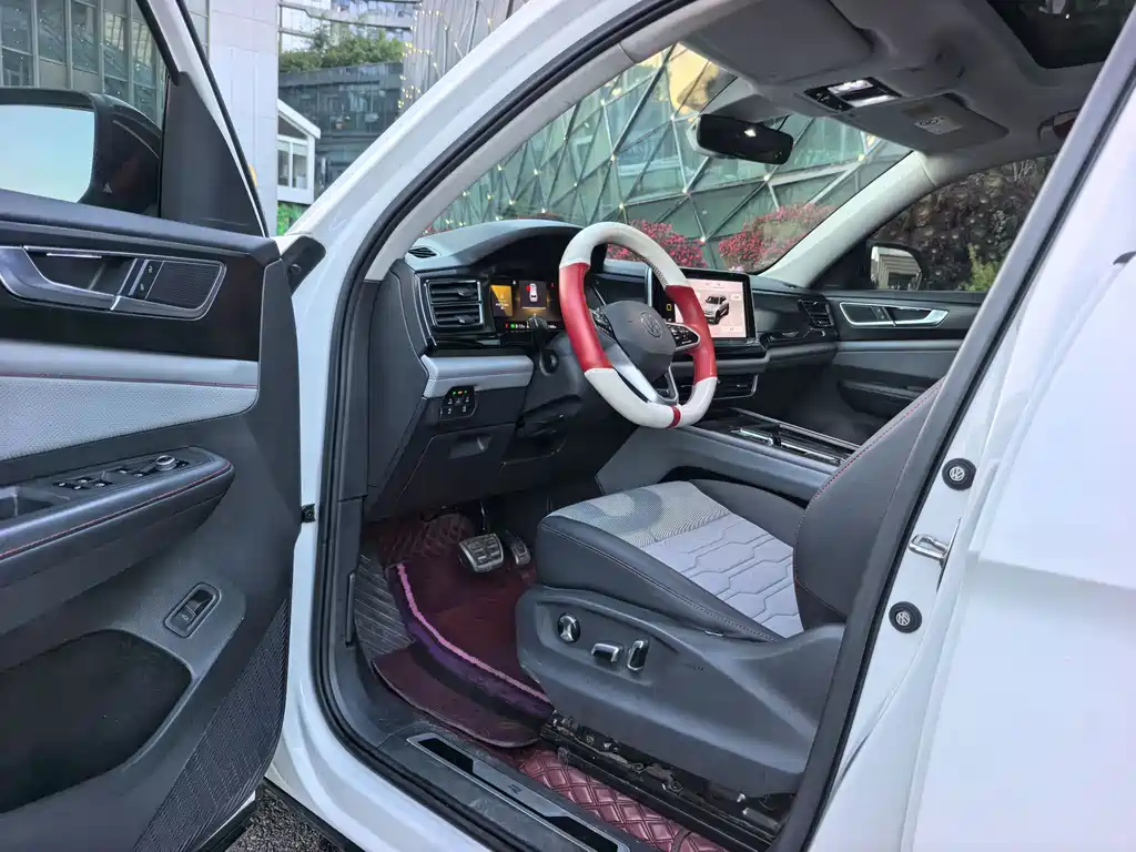 Volkswagen Teramont — миниатюра 6