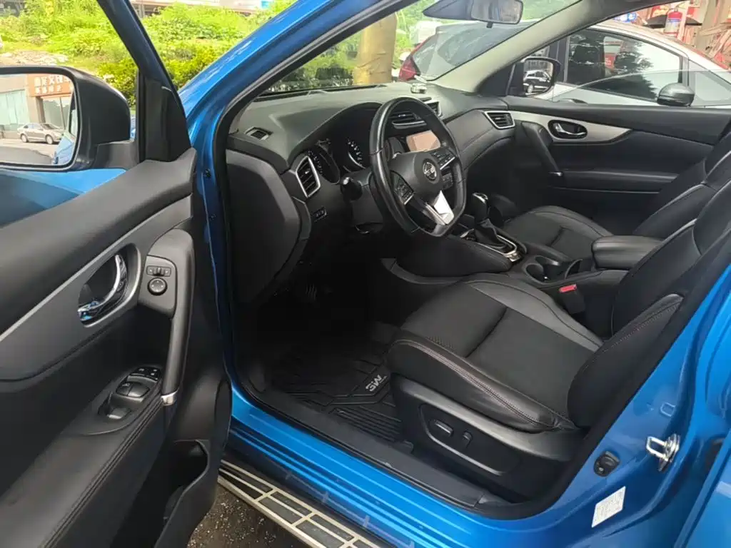 Nissan Qashqai — миниатюра 16