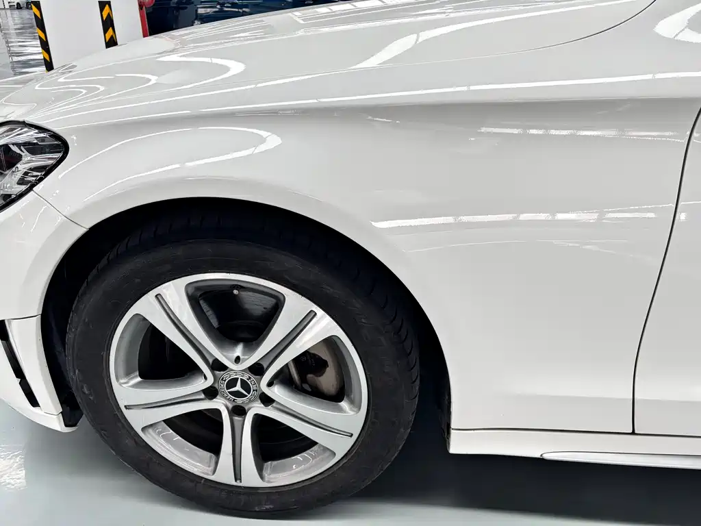Mercedes-Benz C-Class — миниатюра 4