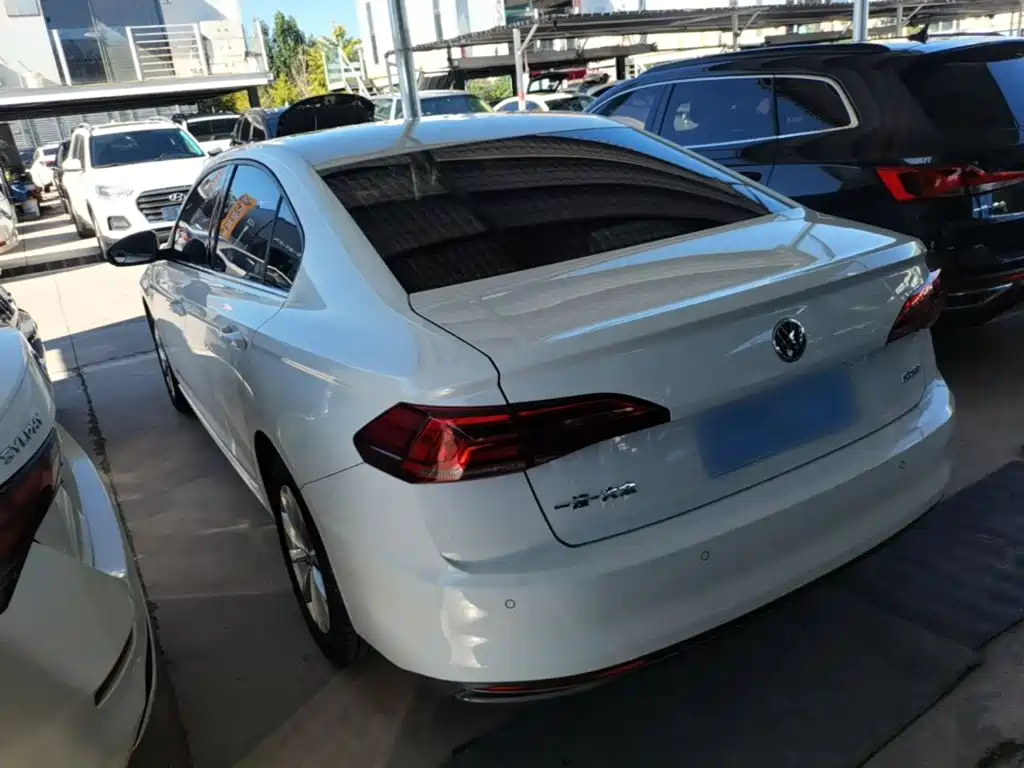 Volkswagen Bora — миниатюра 5