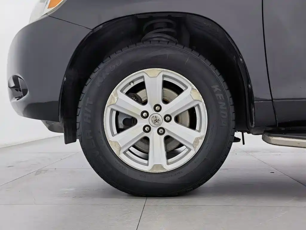 Toyota Highlander — миниатюра 17