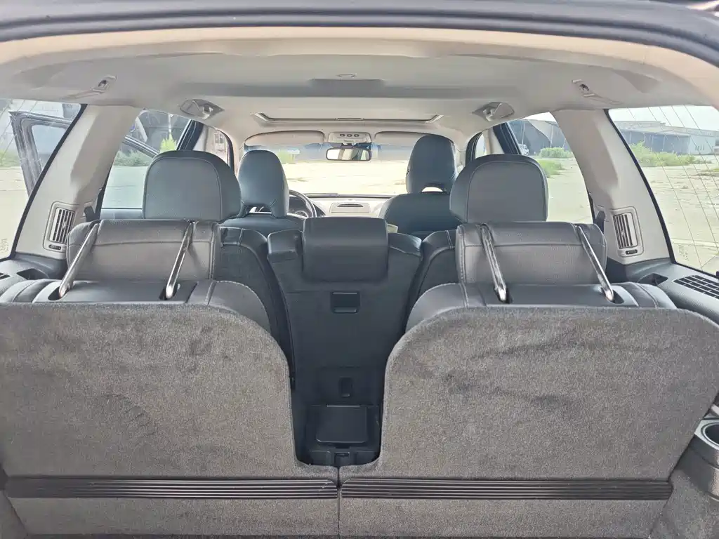 Volvo XC90 — миниатюра 8