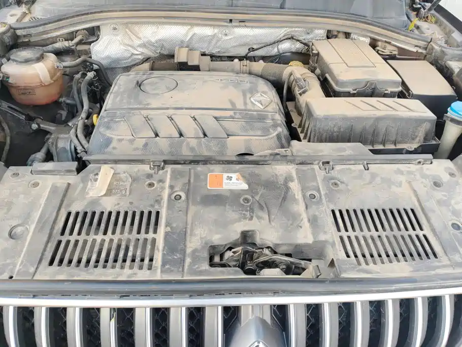 Borgward BX7 — миниатюра 10