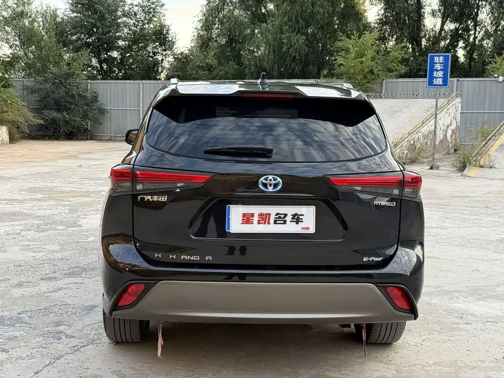 Toyota Highlander — миниатюра 5