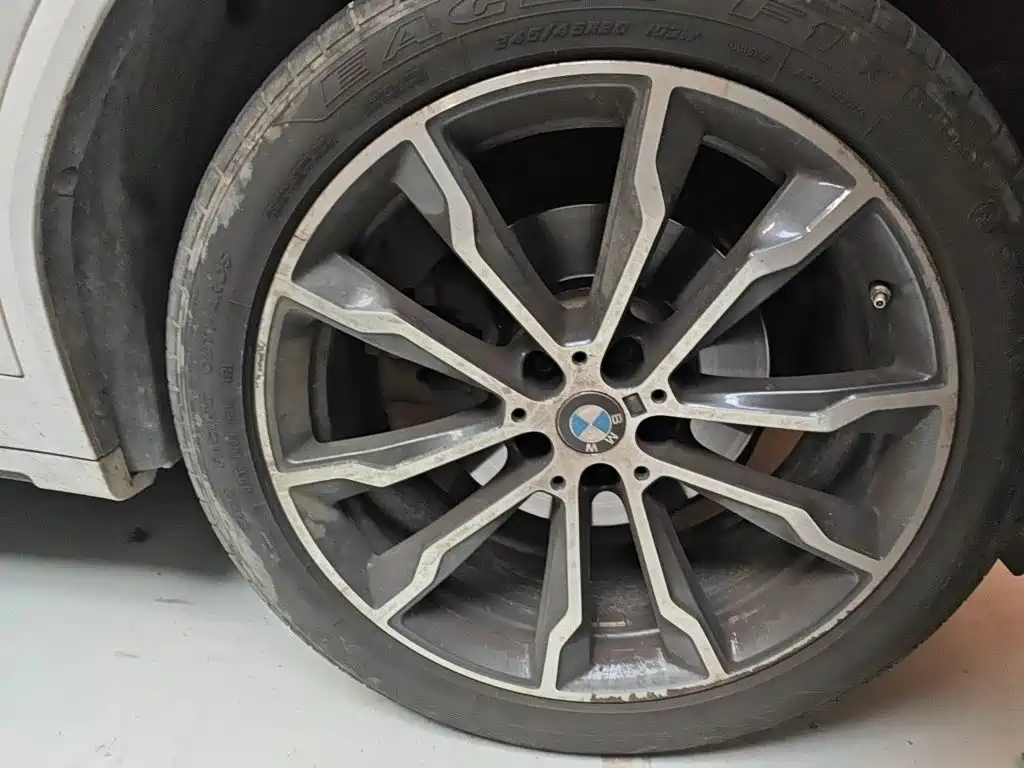 BMW X3 — миниатюра 24