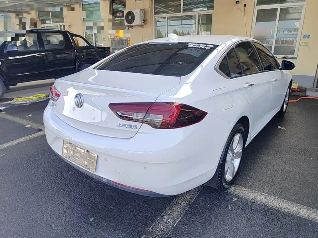Buick Regal — миниатюра 7