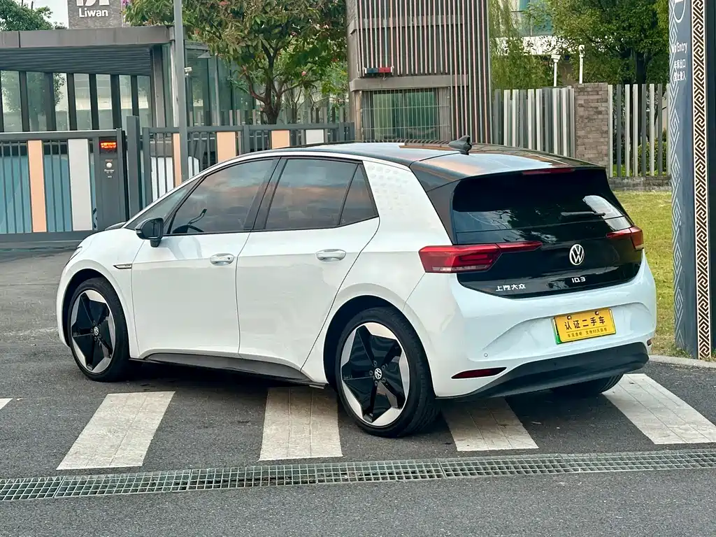 Volkswagen ID.3 — миниатюра 4