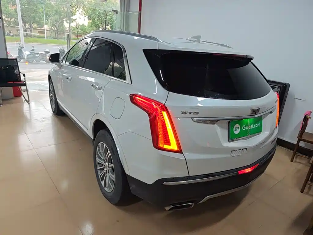Cadillac XT5 — миниатюра 5