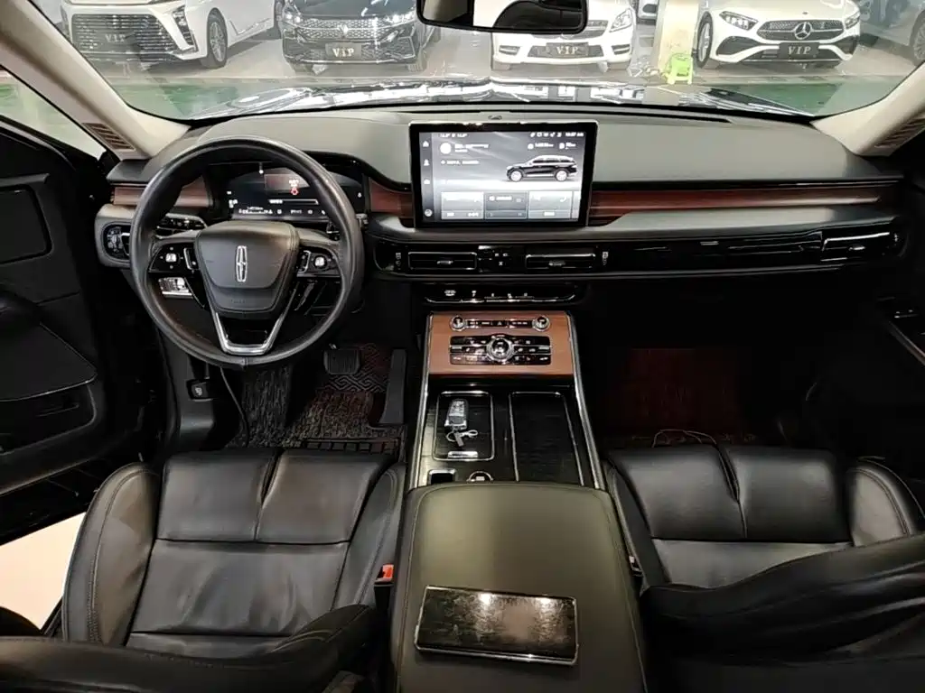 Lincoln Aviator — миниатюра 10