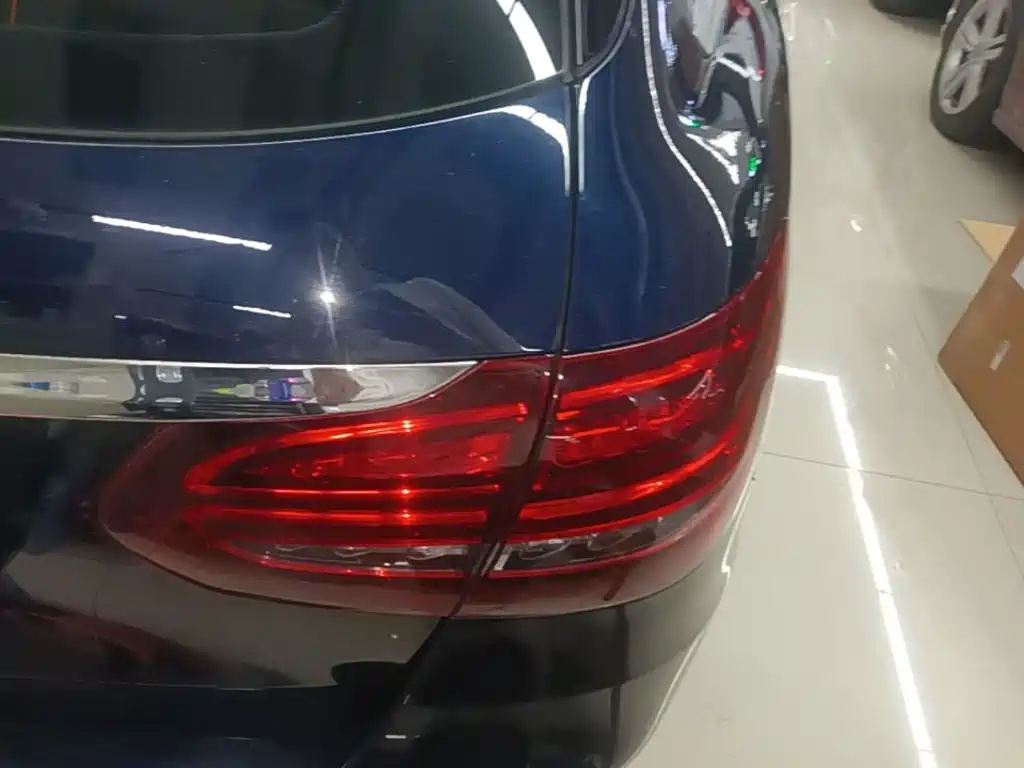 Mercedes-Benz C-Class (Import) — миниатюра 8