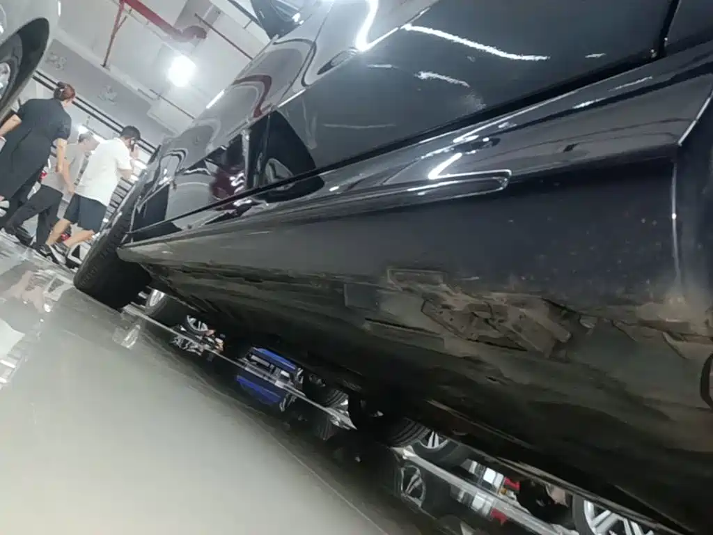 Mercedes-Benz C-Class (Import) — миниатюра 22