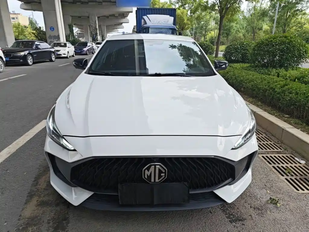MG MG5 — миниатюра 3