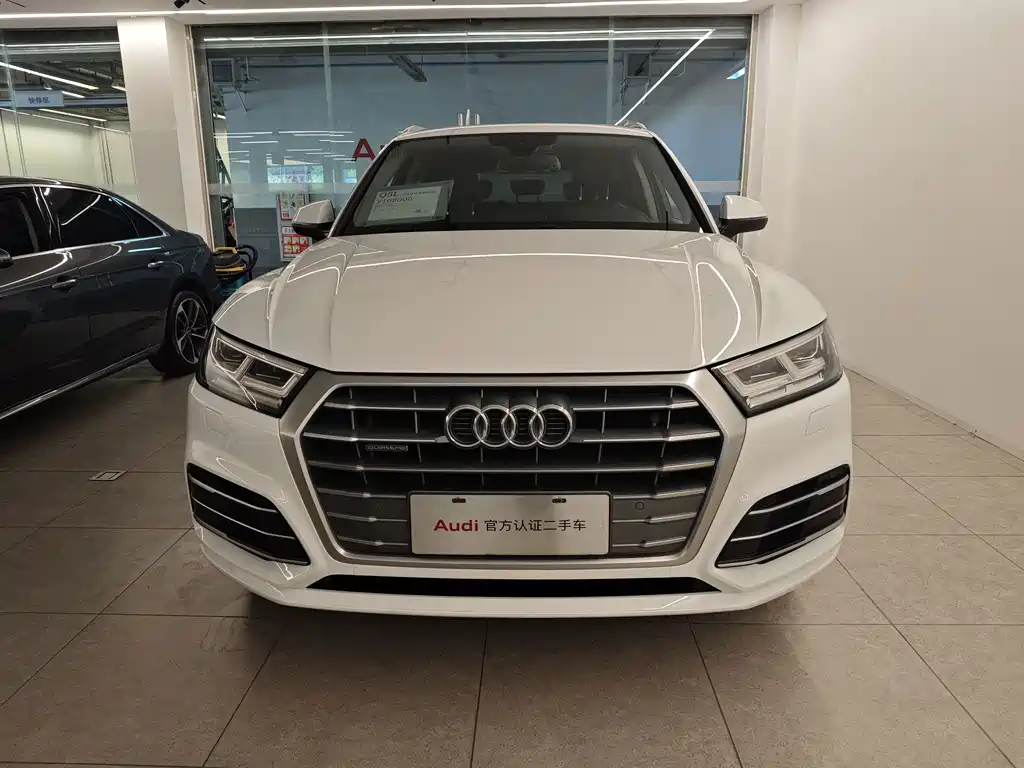 Audi Q5L — миниатюра 2