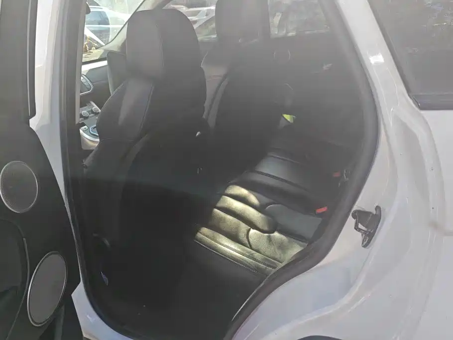 Land Rover Evoque (Import) — миниатюра 11