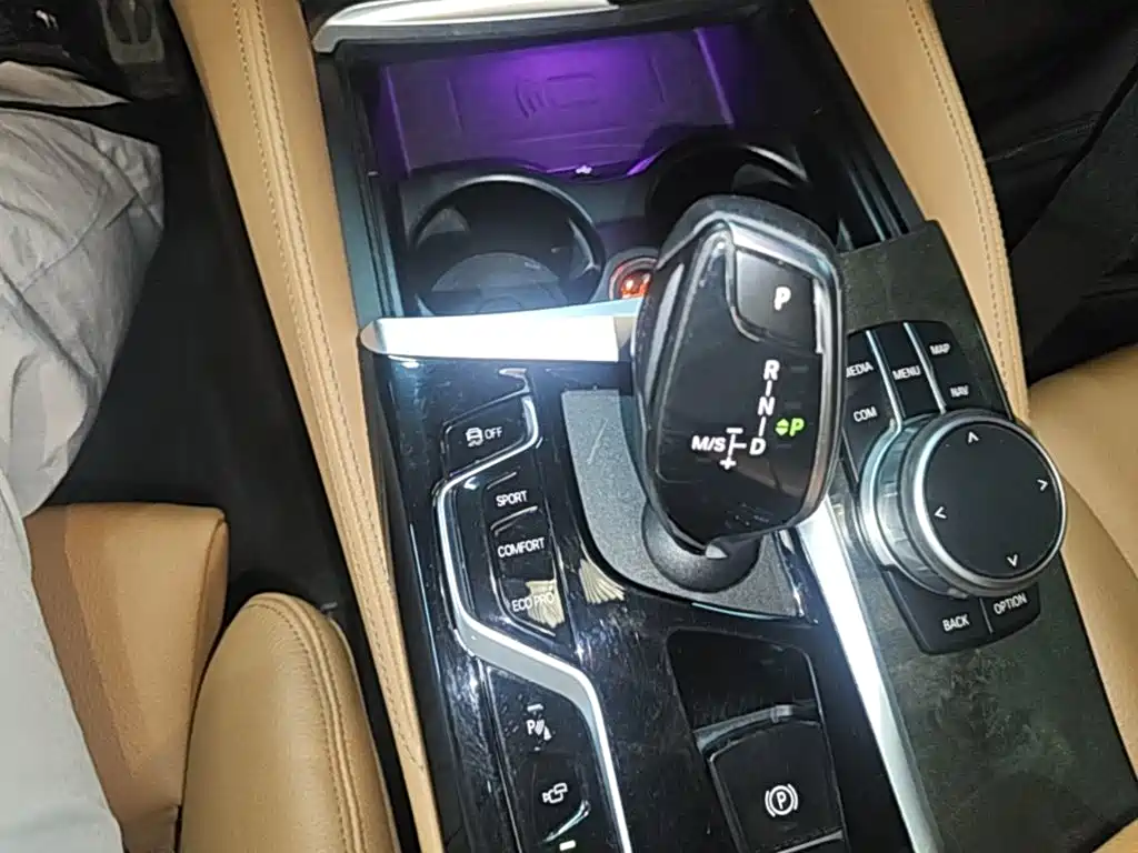BMW 6 Series GT — миниатюра 14